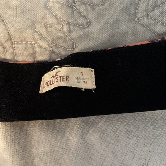 Hollister set - Picture 2 of 4